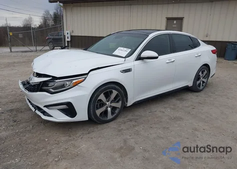 2019 Kia Optima S из США, поврежденный, VIN 5XXGT4L3XKG291188